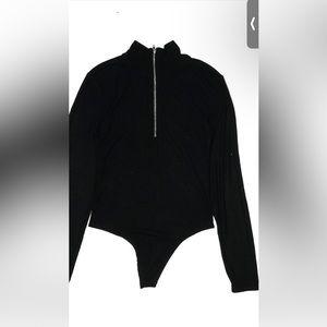Bb Dakota black long sleeve zip bodysuit. Brand new with tags. Size small